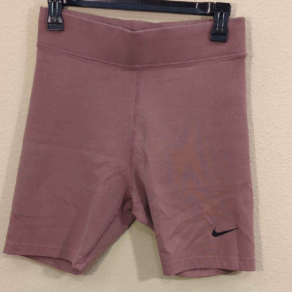 Nike Women's Dusty Pink Bike Shorts